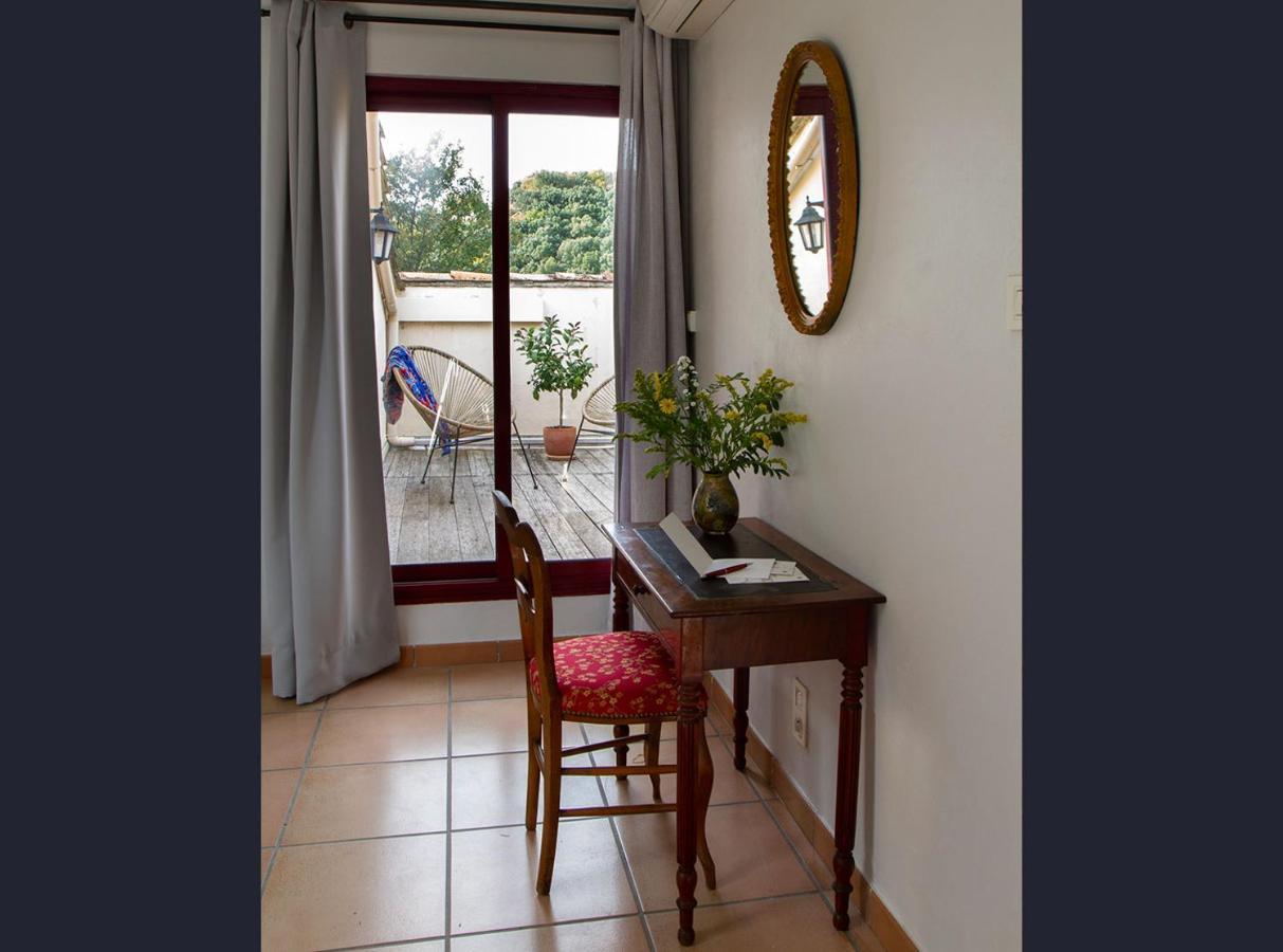 Le Clos Des Chenes Lagarde-Pareol Exteriér fotografie